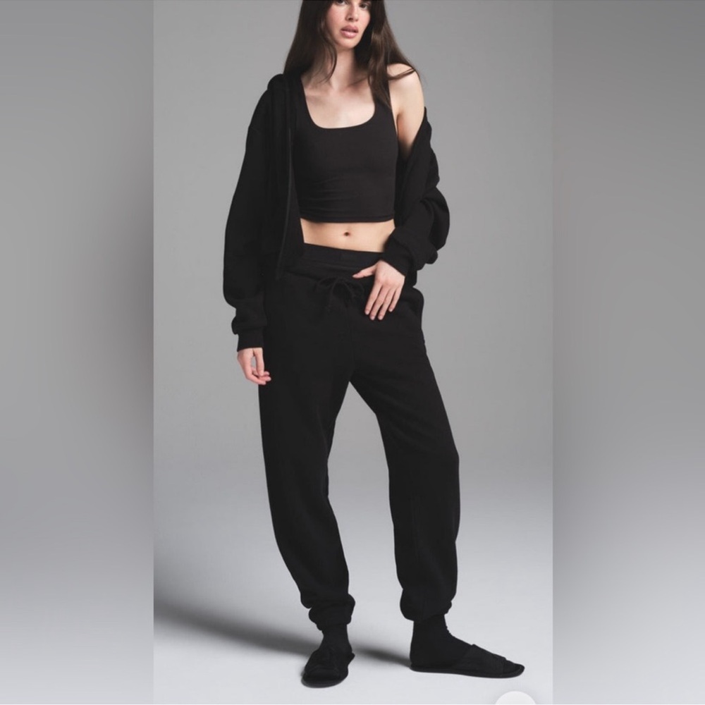 SKIMS NWT Classic Cotton Fleece Jogger - Onyx - Picture 2 of 7